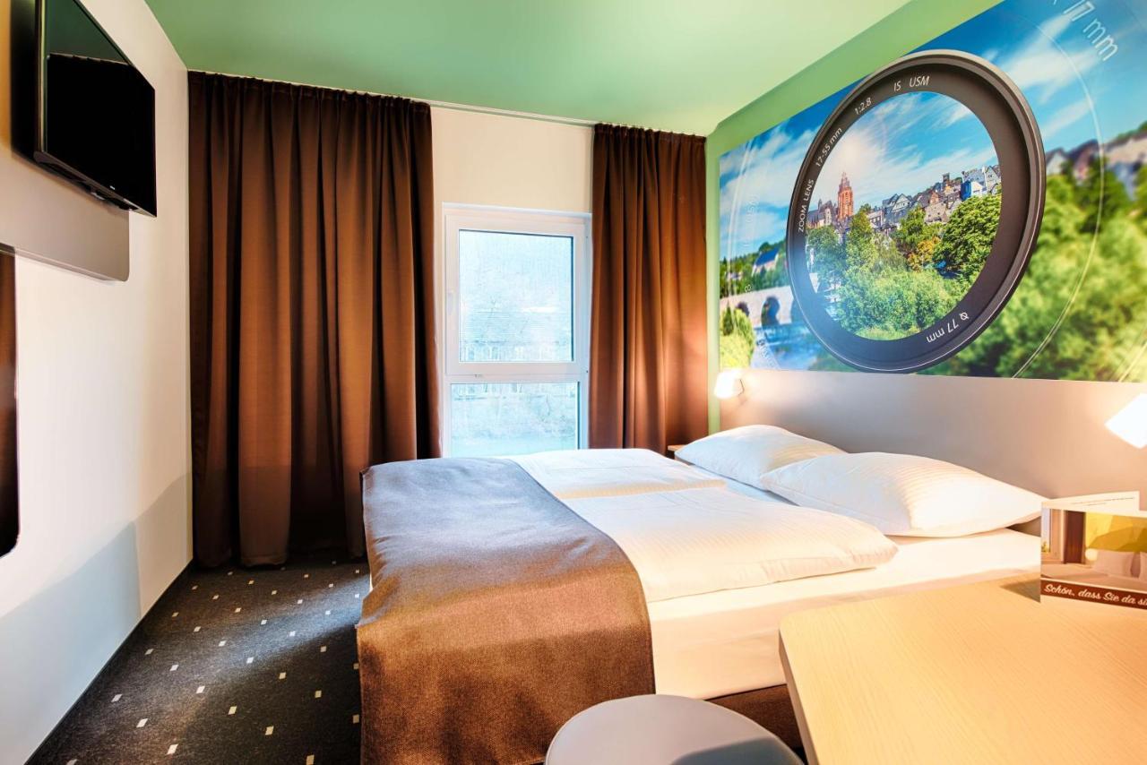 B&B Hotel Вецлар Экстерьер фото